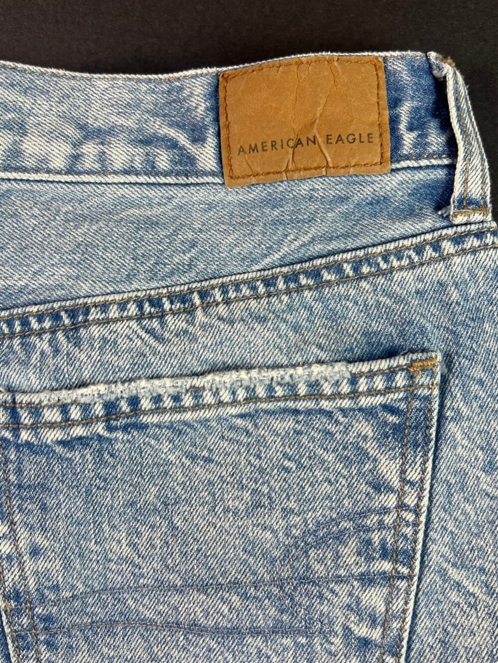 American Eagle Shorts Women's 25* Mom Blue Faded Cuffed Distressed Denim Tag 0 - Picture 9 of 16